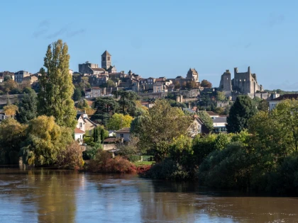 Demi journée en canoë sur la Vienne avec sur la ville de Chauvigny