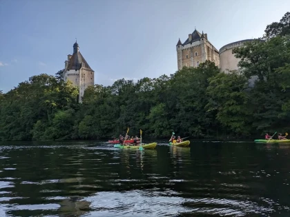 Demi journée en canoë sur la Vienne avec sur la ville de Chauvigny