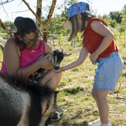Atelier petit paysan à la ferme du petit âge